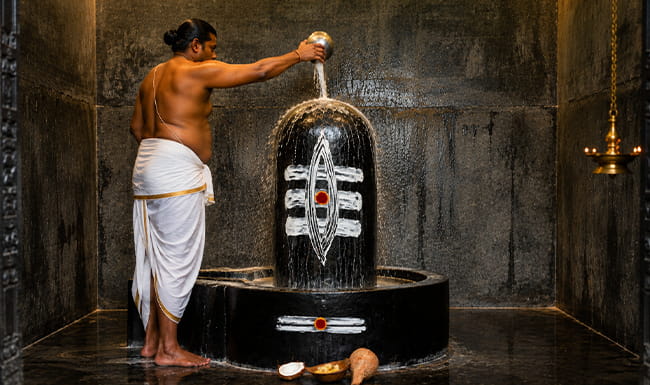 Somanatha Jyothirlinga Abhishekam1